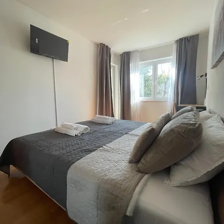 Ary'S App Apartment Selce Exterior photo